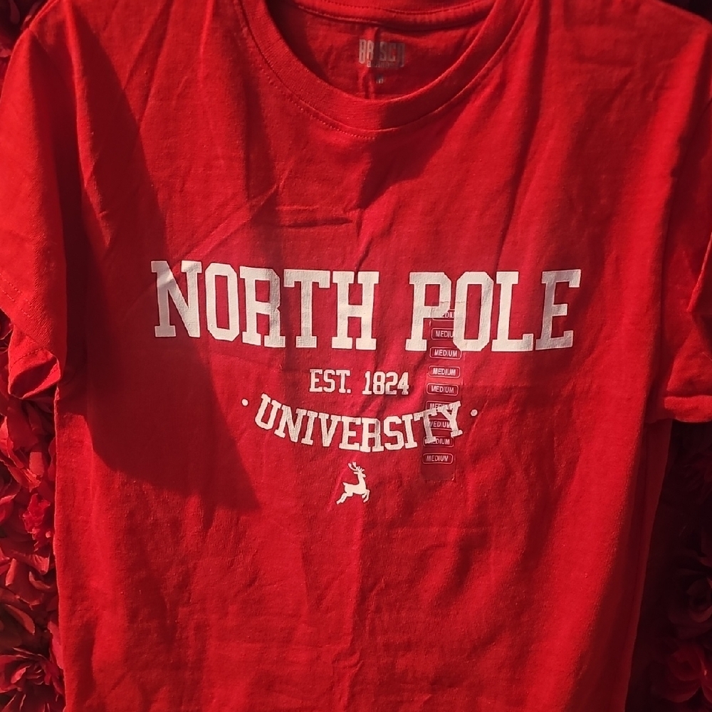 Brisco Red North Pole University T-Shirt Size Medium